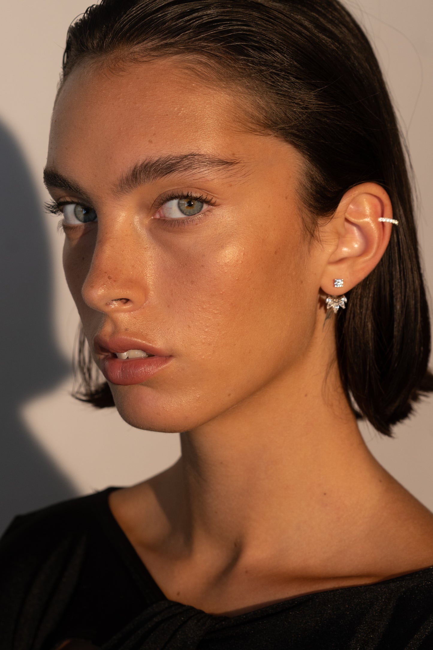 SINGLE LILY Earring