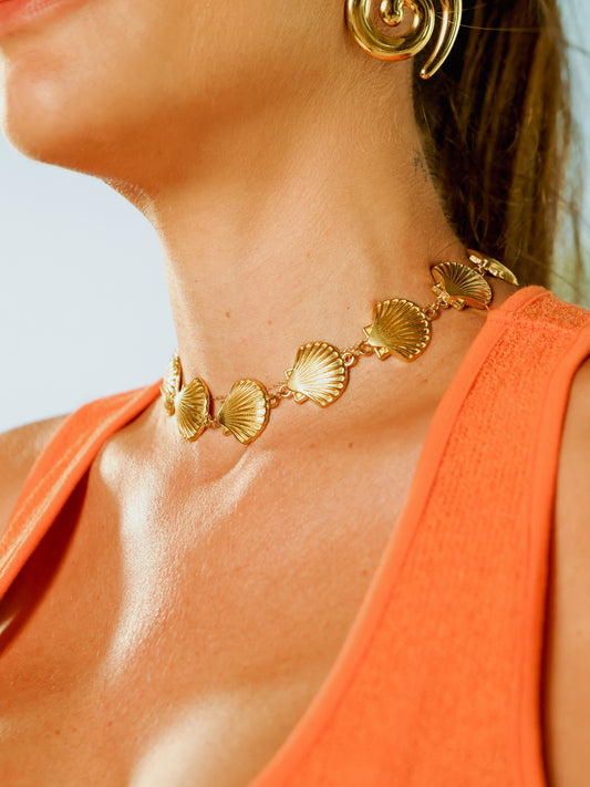 SHELL BABE NECKLACE