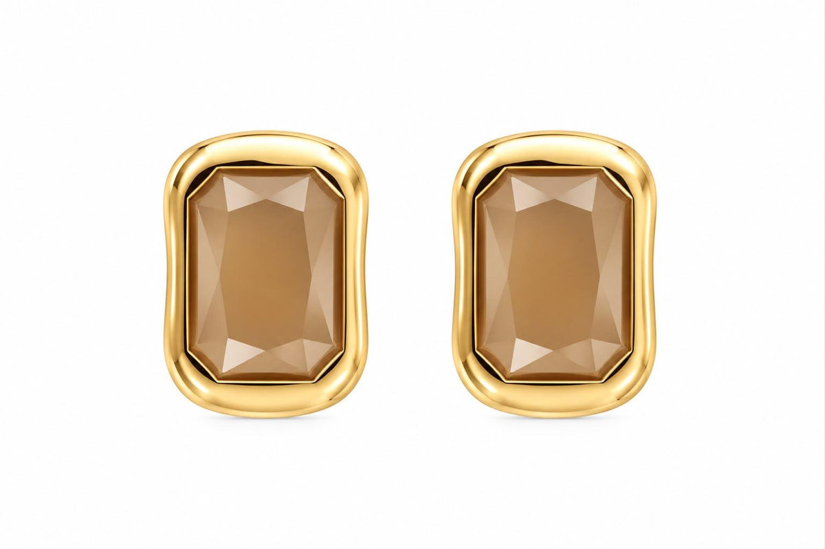 FULL ATTENTION (caramel brown) earrings