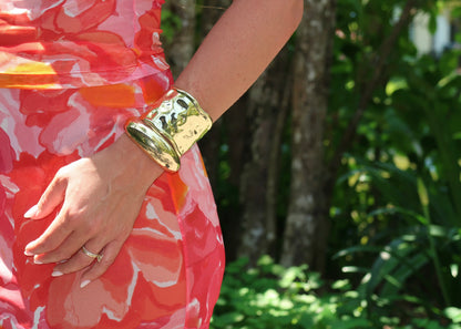 Motion cuff