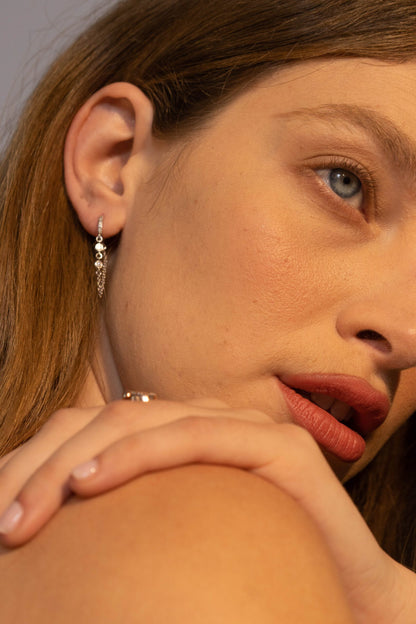 SINGLE MAGIC Earring